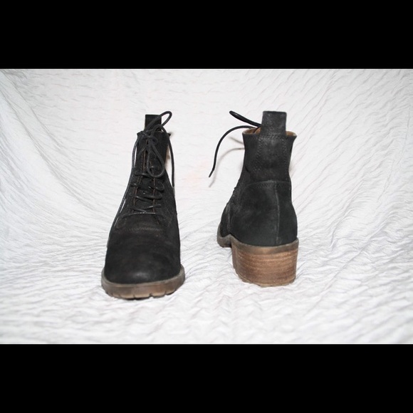 Lucky Brand Tamela suede boots - Picture 3 of 4
